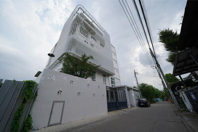 ขาย - ลาดพร้าว 71 นาคนิวาส เลียบด่วนเอกมัย-รามอินทรา, กรุงเทพ