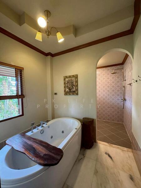 8S0191 Pool villa for sale 36,000,000 baht 5 bedroom 6 bathroom at chalong have fully furnished, Phuket, Chalong, Muang Phuket, Phuket, 5 Bedrooms, 2,060 sqm, Villa For Sale, by PK LIFE Property, 60032446 - DDproperty.com