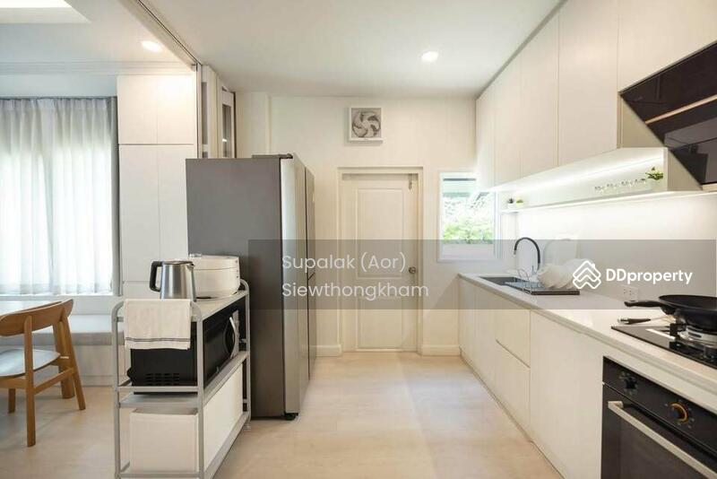 For Sale - Centro Bangna-Wongwean, Bangkok