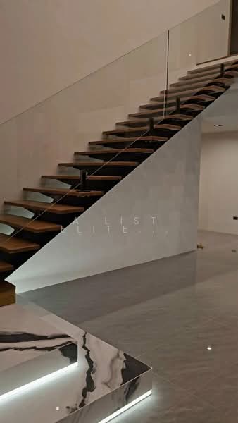 Eakmongkol 3, Chon Buri (Pattaya), Nong Pru, Bang Lamung (Pattaya), Chon Buri (Pattaya), 5 Bedrooms, 240 sqm, Villa For Sale, by A LIST ELITE SELECTED, 60032952 - DDproperty.com