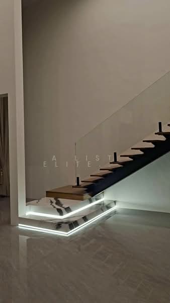 Eakmongkol 3, Chon Buri (Pattaya), Nong Pru, Bang Lamung (Pattaya), Chon Buri (Pattaya), 5 Bedrooms, 240 sqm, Villa For Sale, by A LIST ELITE SELECTED, 60032952 - DDproperty.com