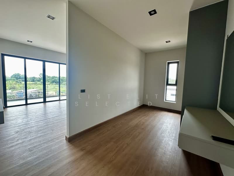 Eakmongkol 3, Chon Buri (Pattaya), Nong Pru, Bang Lamung (Pattaya), Chon Buri (Pattaya), 5 Bedrooms, 240 sqm, Villa For Sale, by A LIST ELITE SELECTED, 60032952 - DDproperty.com