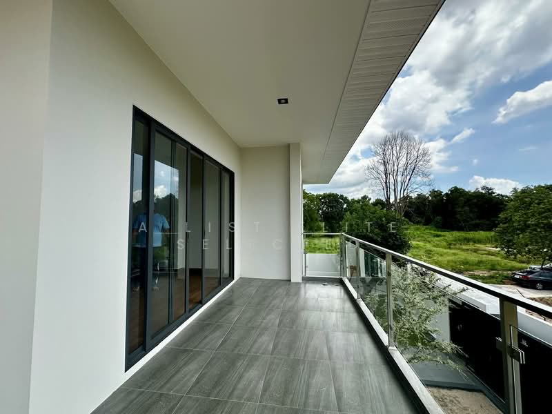 Eakmongkol 3, Chon Buri (Pattaya), Nong Pru, Bang Lamung (Pattaya), Chon Buri (Pattaya), 5 Bedrooms, 240 sqm, Villa For Sale, by A LIST ELITE SELECTED, 60032952 - DDproperty.com