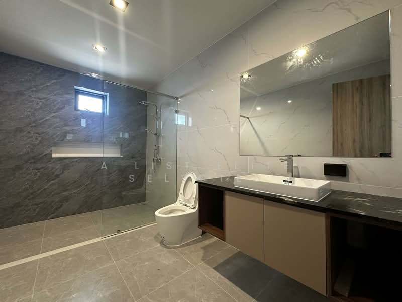 Eakmongkol 3, Chon Buri (Pattaya), Nong Pru, Bang Lamung (Pattaya), Chon Buri (Pattaya), 5 Bedrooms, 240 sqm, Villa For Sale, by A LIST ELITE SELECTED, 60032952 - DDproperty.com