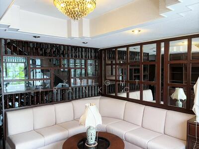 ขาย - ทาวน์เฮ้าส์ สาทร ซอย 3, กรุงเทพ