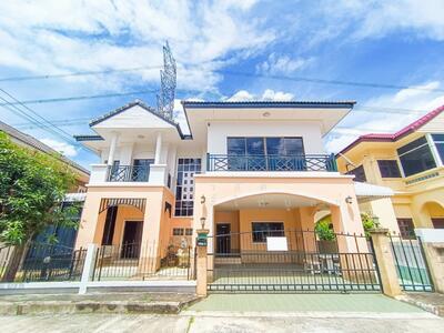 ขาย - ขาย บ้านเดี่ยว หมู่บ้านเพชรวัฒนะ ถนนเลียบคลองประปา หน้าบ้านติดถนนซอย 70 ตรว. แจ้งวัฒนะ เมืองทองธานี, นนทบุรี