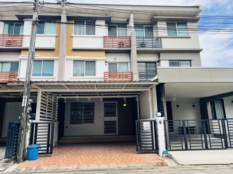 Townplus On Nut, Bangkok, On Nut - Ladkrabang Road, Lat Krabang, Bangkok, 4 Bedrooms, 157 sqm, Townhouse For Rent, by ณัฐวิชย์ จุลพันธ์, 60034129 - DDproperty.com