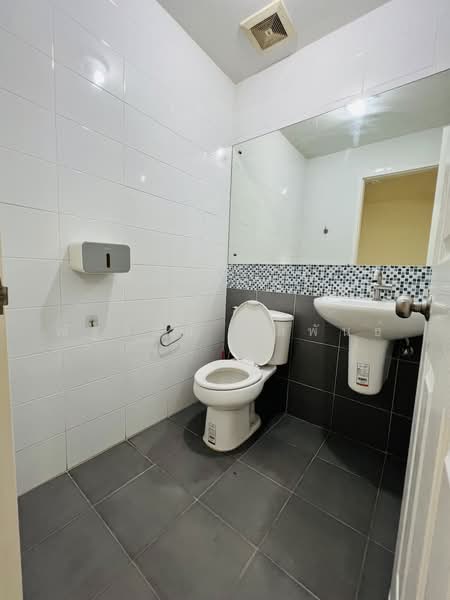 Townplus On Nut, Bangkok, On Nut - Ladkrabang Road, Lat Krabang, Bangkok, 4 Bedrooms, 157 sqm, Townhouse For Rent, by ณัฐวิชย์ จุลพันธ์, 60034129 - DDproperty.com