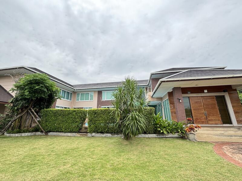 ขาย - บ้านใหญ่ 1 ไร่ ปัญญาอินทรา P4 สระว่ายน้ำส่วนตัว พื้นที่ใช้สอย 854 ตร.ม.ครอบครัวใหญ่/เปิดบริษัทสบาย, กรุงเทพ