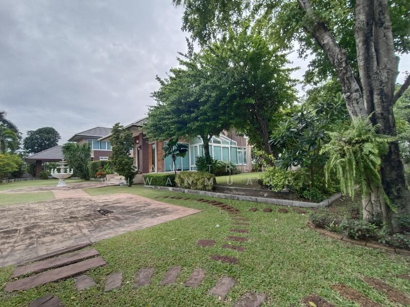 ขาย - บ้านใหญ่ 1 ไร่ ปัญญาอินทรา P4 สระว่ายน้ำส่วนตัว พื้นที่ใช้สอย 854 ตร.ม.ครอบครัวใหญ่/เปิดบริษัทสบาย, กรุงเทพ