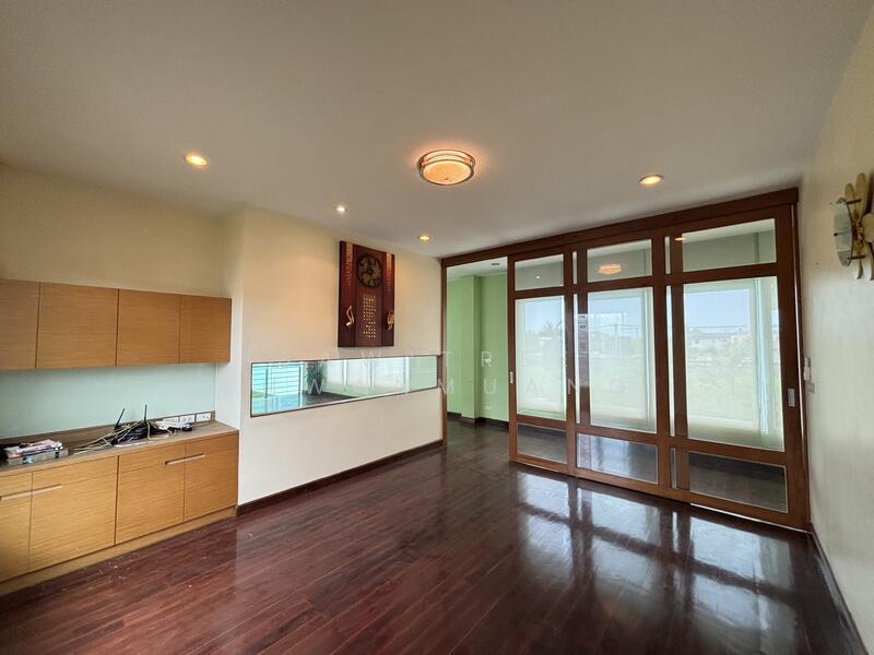 For Sale - บ้านใหญ่ 1 ไร่ ปัญญาอินทรา P4 สระว่ายน้ำส่วนตัว พื้นที่ใช้สอย 854 ตร.ม.ครอบครัวใหญ่/เปิดบริษัทสบาย, Bangkok