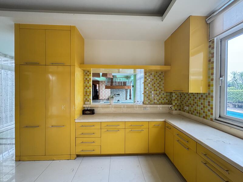 For Sale - บ้านใหญ่ 1 ไร่ ปัญญาอินทรา P4 สระว่ายน้ำส่วนตัว พื้นที่ใช้สอย 854 ตร.ม.ครอบครัวใหญ่/เปิดบริษัทสบาย, Bangkok