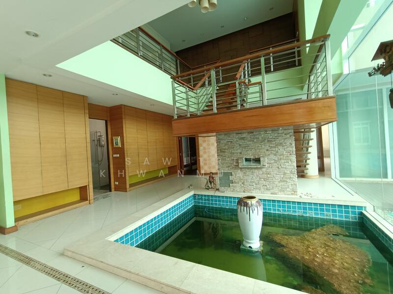 For Sale - บ้านใหญ่ 1 ไร่ ปัญญาอินทรา P4 สระว่ายน้ำส่วนตัว พื้นที่ใช้สอย 854 ตร.ม.ครอบครัวใหญ่/เปิดบริษัทสบาย, Bangkok