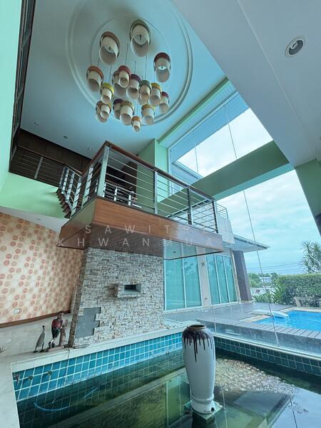 For Sale - บ้านใหญ่ 1 ไร่ ปัญญาอินทรา P4 สระว่ายน้ำส่วนตัว พื้นที่ใช้สอย 854 ตร.ม.ครอบครัวใหญ่/เปิดบริษัทสบาย, Bangkok