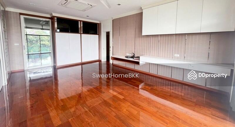For Rent - Urban Sathorn, Bangkok
