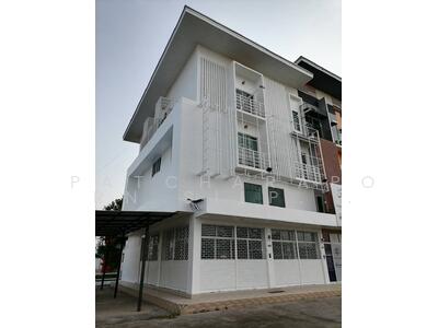 ขาย - ขายอาคารพาณิชย์ 4ชั้น ทำเลดี 2คูหา เนื้อที่ 28.7ตร.ว. แม่สอด จ.ตาก, ตาก