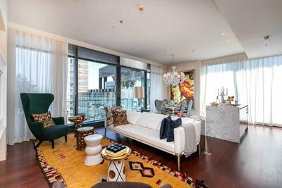 ขาย - Khun By Yoo : คุณ บาย ยู, กรุงเทพ