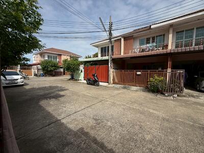 ขาย - หมู่บ้านสุขสำราญ ลีฟวิ่ง (ประชาอุทิศ 90) ต.คลองบ้านสวน อ.พระสมุทรเจดีย์ จ.สมุทรป, สมุทรปราการ