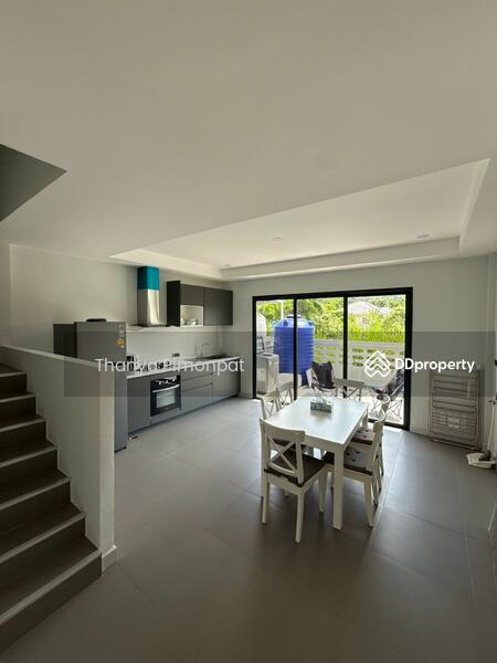 For Sale - 2 Bedrooms Townhouse Private Close, Surat Thani