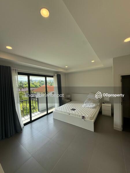 For Sale - 2 Bedrooms Townhouse Private Close, Surat Thani