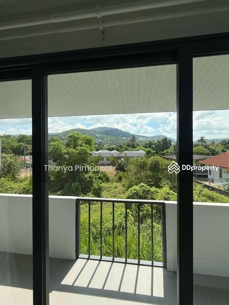 For Sale - 2 Bedrooms Townhouse Private Close, Surat Thani