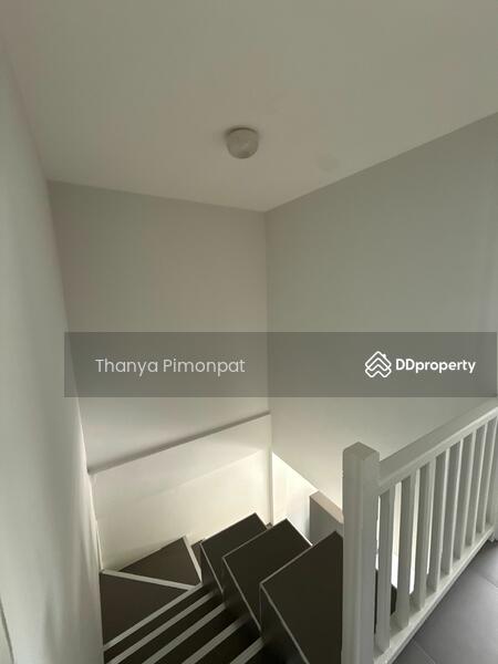 For Sale - 2 Bedrooms Townhouse Private Close, Surat Thani