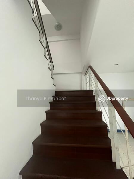 For Sale - 4 Bedrooms Townhouse for Sale Central Chaweng Koh Samui, Surat Thani