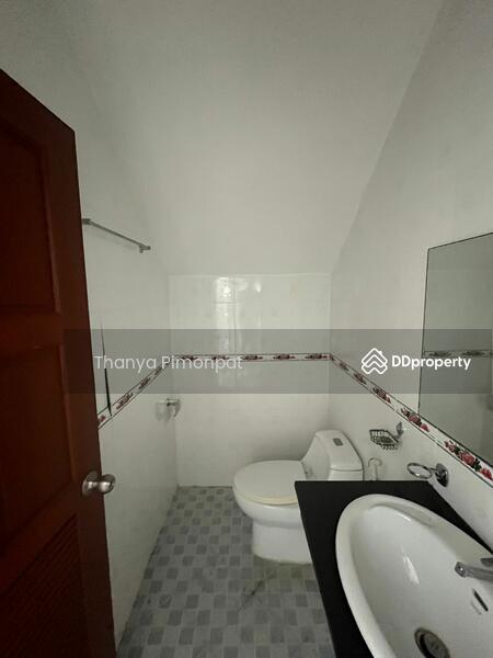 For Sale - 4 Bedrooms Townhouse for Sale Central Chaweng Koh Samui, Surat Thani