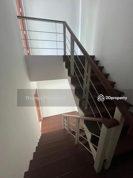For Sale - 4 Bedrooms Townhouse for Sale Central Chaweng Koh Samui, Surat Thani