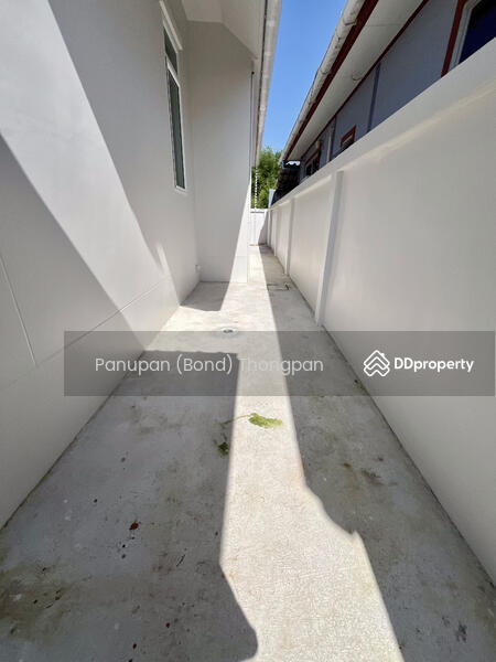 For Sale - 3 Bedrooms 3 Bathrooms House for Sale in Bangsare, Chon Buri