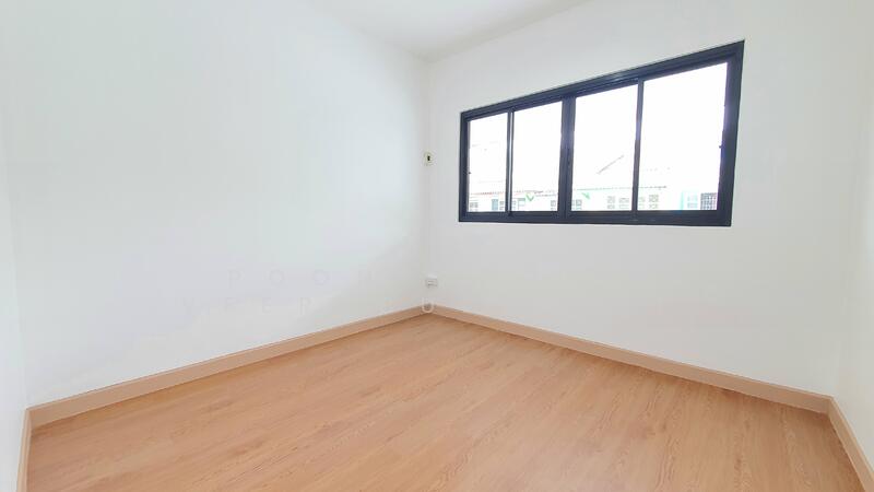 Baan Pruksa 14 A Bangbuathong, Nonthaburi, Soi Pruksa Village 14 A, Bang Khu Rat, Bang Bua Thong, Nonthaburi, 4 Bedrooms, 120 sqm, Single Detached House For Sale, by Poonyaporn Veerabulyarit, 60038685 - DDproperty.com