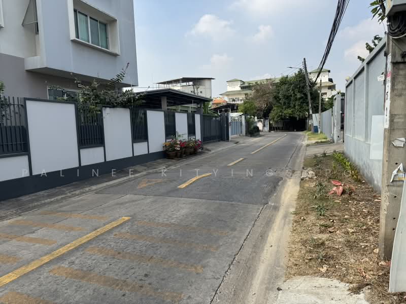 เพชรเกษ, Bangkok, Bang Chak, Phasi Charoen, Bangkok, , 788 sqm, Land For Sale, by Palinee Kityingsopon, 60039364 - DDproperty.com