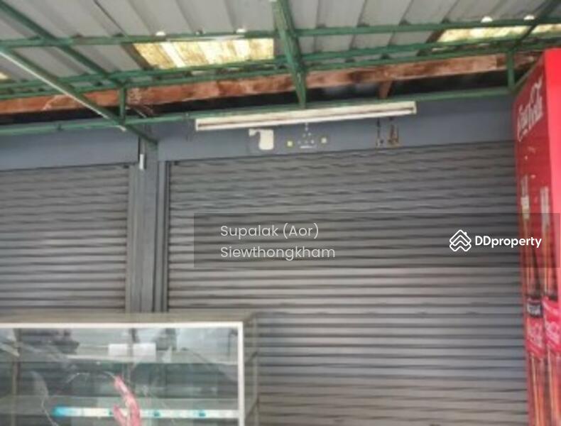 For Sale - The house is located next to the road, good location., Bangkok