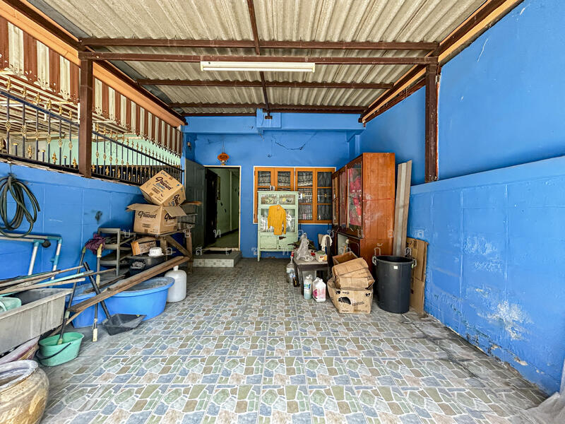 ขาย - ทาวน์เฮ้าส์ 2 ชั้น หมู่บ้าน ร่มเงาไม้ ซ. วัดลาดปลาดุก บางบัวทอง, นนทบุรี