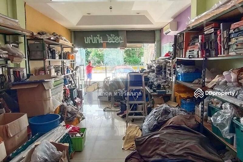 ขาย - ขายอาคารพาณิชย์ 3.5 ชั้น ติดถนคลองถนน, นนทบุรี
