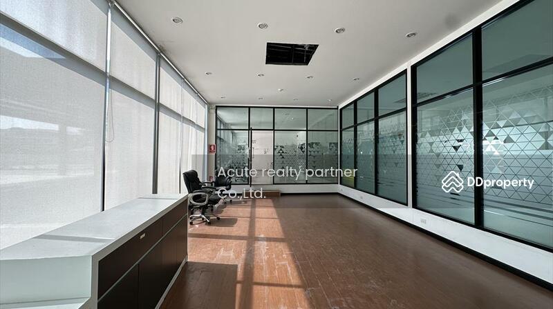 For Rent - Showroom for rent with building, Rama 3, Bangkok