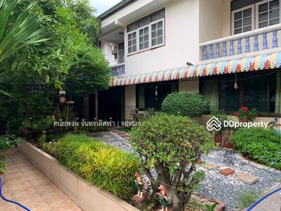 ขาย - ขายบ้าน + อพาร์ตเมนต์ พร้อมที่ดิน พหลโยธิน67 บางเขน กทม. ใกล้สถานีรถไฟฟ้าสีเขียว (สายหยุด), กรุงเทพ