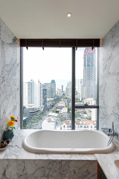 Khun By Yoo, Bangkok, 338 Thonglor Road, Khlong Tan Nua, Watthana, Bangkok, 2 Bedrooms, 82 sqm, Condo For Rent, by RE Property, 60039764 - DDproperty.com