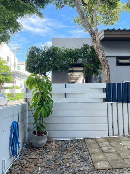 Areeya Mandarina Sukhumvit 77, Bangkok, Sukhumvit 77 Road (On Nut), Suan Luang, Bangkok, 3 Bedrooms, 130 sqm, Townhouse For Rent, by Sunitra Sachdev, 60039783 - DDproperty.com
