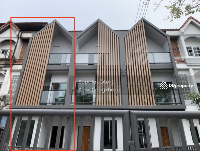 For Sale - 4 Bedrooms Townhouse for Sale on Onnut 66, Bangkok