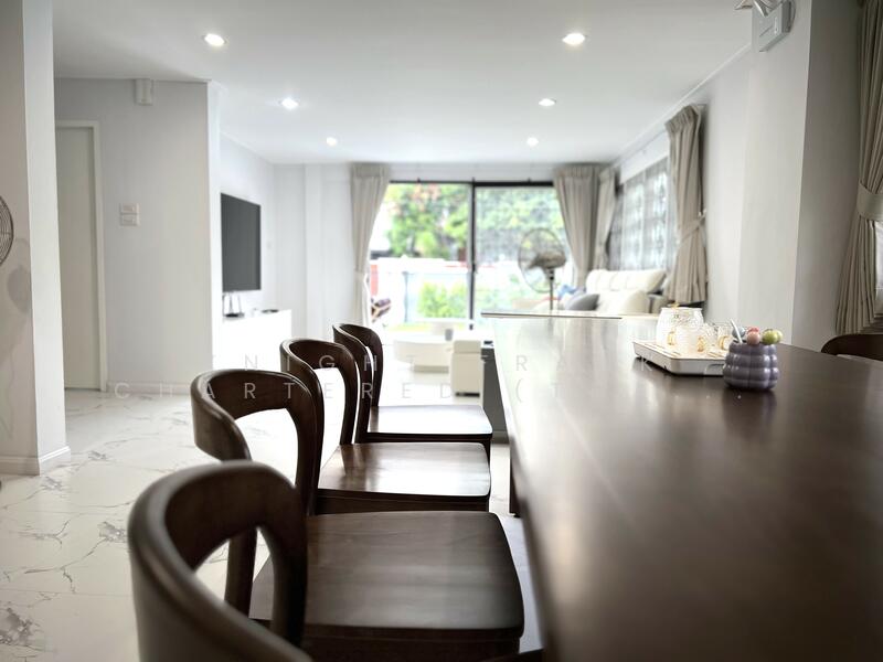 House in Suanluang, Bangkok, Suan Luang, Suan Luang, Bangkok, 4 Bedrooms, 299 sqm, Single Detached House For Rent, by Knight Frank Chartered (Thailand) Co.,Ltd, 60039935 - DDproperty.com