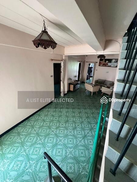 For Sale - Corner Seaside Building – Pratumnak, Pattaya, Chon Buri