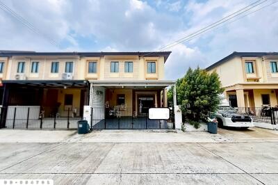 ขาย - DD-954701 ทาวน์เฮ้าส์ พฤกษาวิลล์ 109 รามคำแหง-วงแหวน ซ.มิสทีน ใกล้เดอะมอลล์บางกะปิ, กรุงเทพ