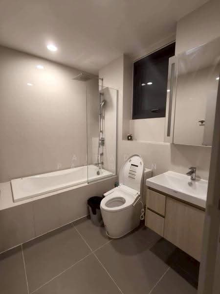 Oka Haus Sukhumvit 36, Bangkok, 3399 Rama 4 Road, Khong Tan, Khlong Toei, Bangkok, 2 Bedrooms, 50 sqm, Condo For Rent, by Airada Parasarn, 60040912 - DDproperty.com