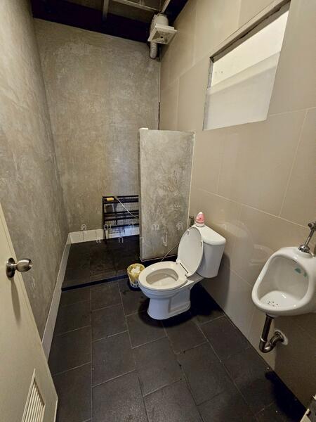 For Rent - ให้เช่าโกดัง ถ.ลาดพร้าว35, Bangkok