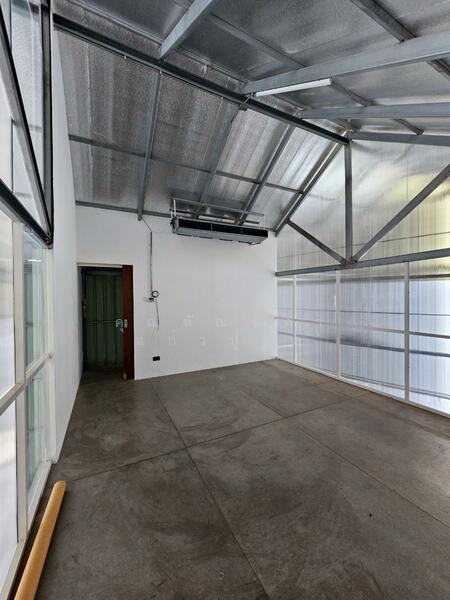 ให้เช่า - ให้เช่าโกดัง ถ.ลาดพร้าว35, กรุงเทพ