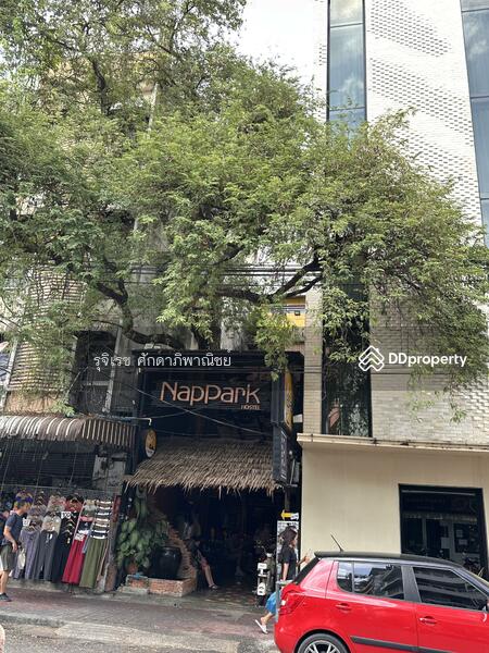 For Sale - Prime Bangkok Hostel Investment in Trok Khao Sarn, Bangkok