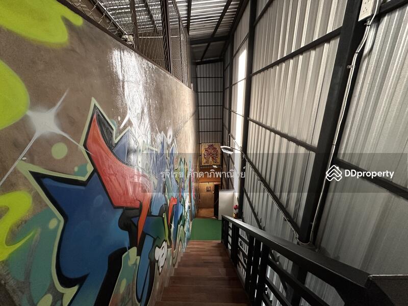 For Sale - Prime Bangkok Hostel Investment in Trok Khao Sarn, Bangkok