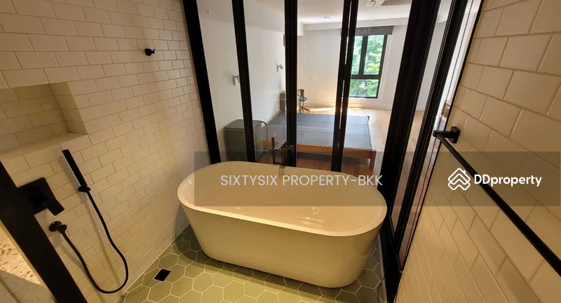 For Sale - Icon II, Bangkok