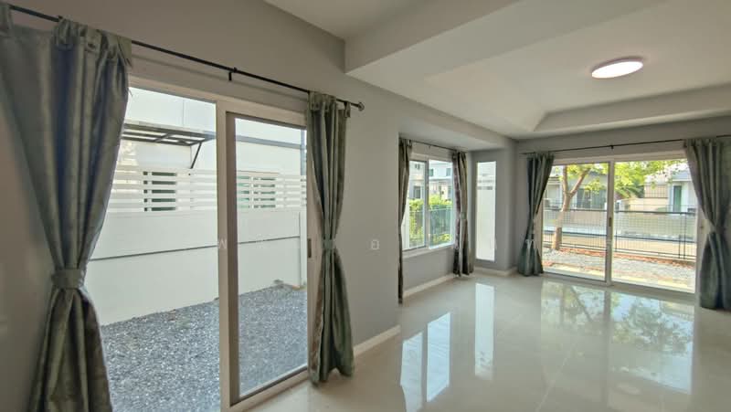 Prueklada Pinklao-Sai 5, Nakhon Pathom, Pinklao-Nakhonchaisri Road, Bang Toei, Sam Phran, Nakhon Pathom, 3 Bedrooms, 126 sqm, Single Detached House For Sale, by คุณนพพล อภินนท์กูล, 60042098 - DDproperty.com